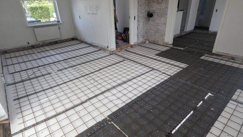 Real Byg & Service - Entreprenør i Kastrup - Gulvvarme og isolering